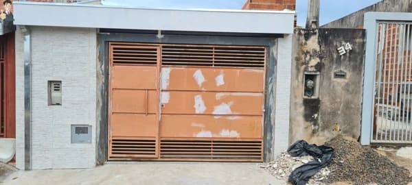 Casa à venda no bairro Jardim Santa Antonieta em Marília/SP