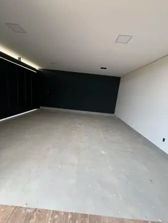 OPORTUNIDADE IMPERDÍVEL — PRONTA PARA MORAR