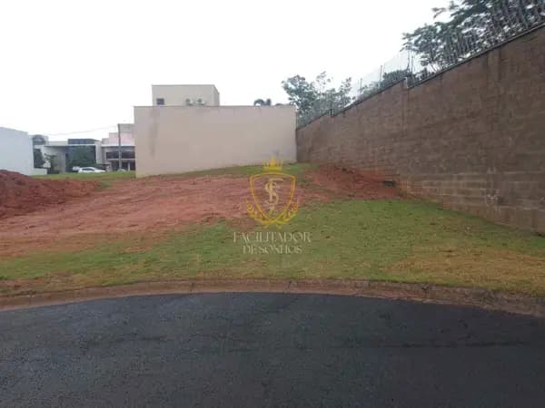 Terreno à venda no bairro Residencial Villa Flora Aquarius em Marília/SP