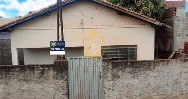 Casa à venda no bairro Banzato em Bastos/SP