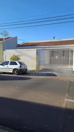 Casa à venda no bairro Bassan em Marília/SP
