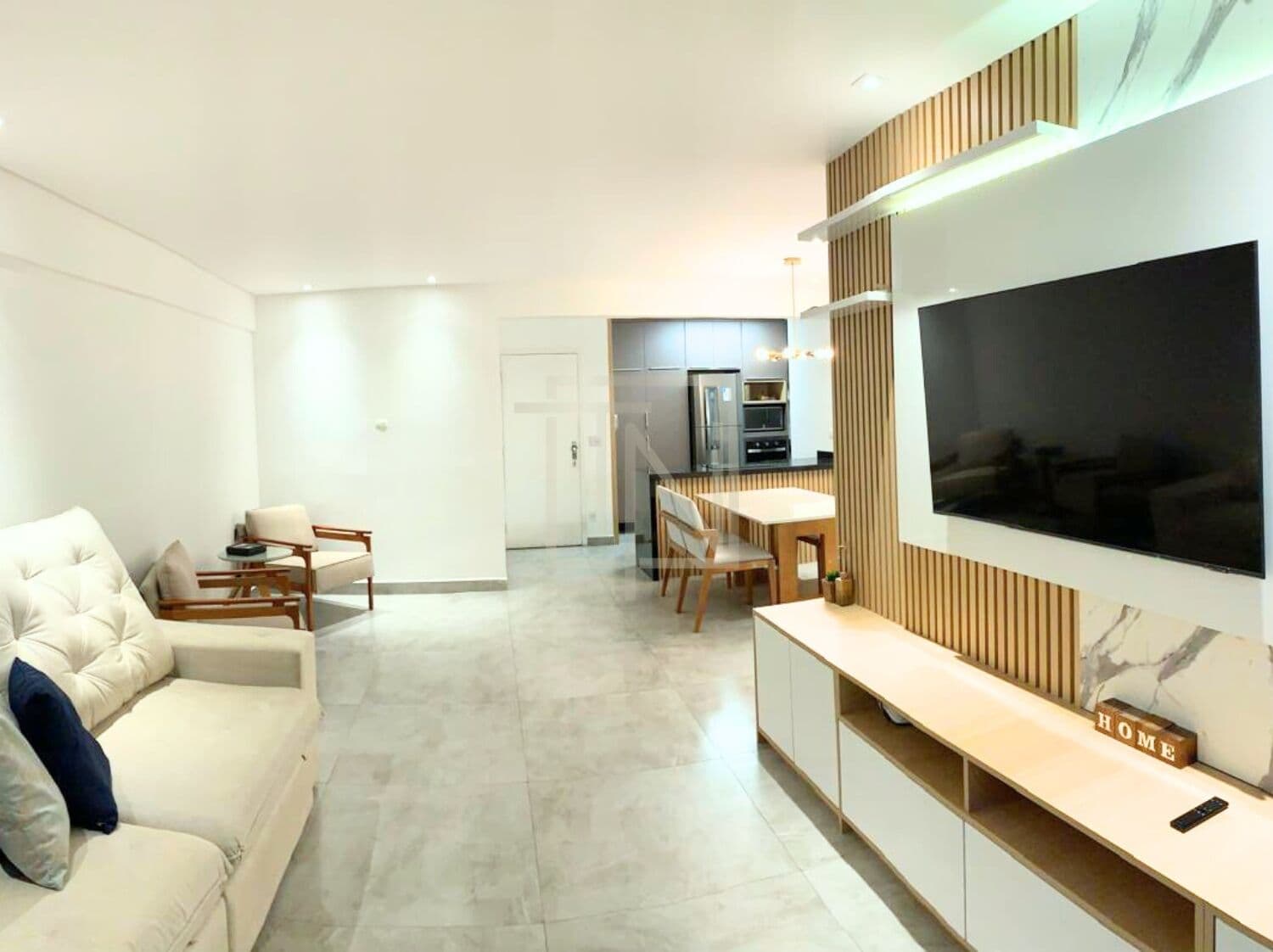 Apartamento Reformado com 125m², 3 Dormitórios, 2 Suítes e Condomínio Completo