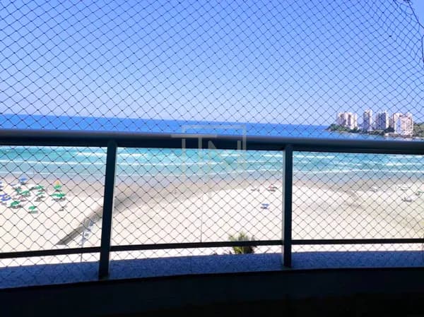 Frente Mar com Lazer Total – 80m² Reformado na Pitangueiras