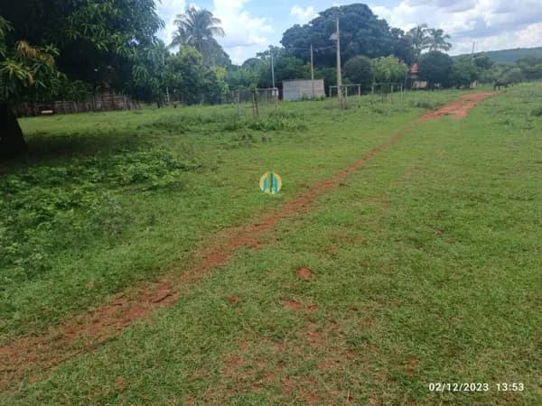Fazenda/Sítios/Chácaras em Comendador Gomes - Centro