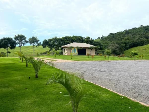 Fazenda/Sítios/Chácaras em Caconde - Centro