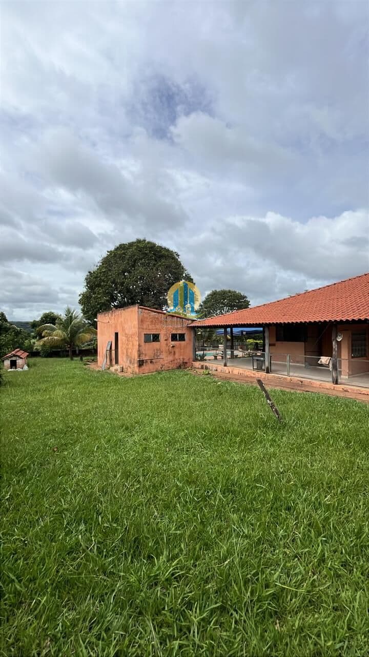Fazenda/Sítios/Chácaras em Comendador Gomes - Centro