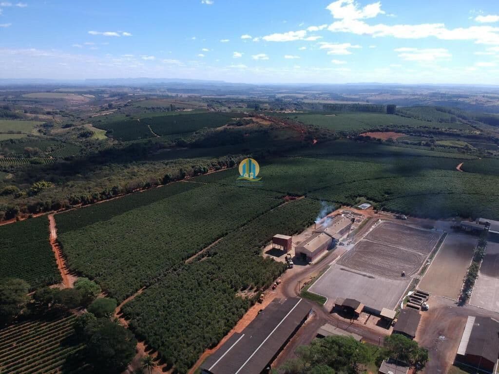 Fazenda/Sítios/Chácaras em Piumhi - Centro
