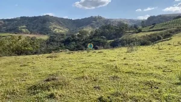 Fazenda/Sítios/Chácaras em Bofete - Centro
