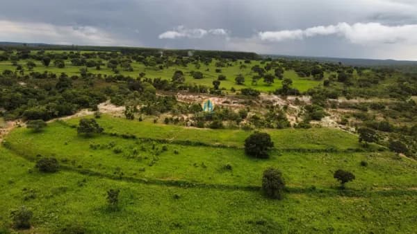 Fazenda/Sítios/Chácaras em Bonfinópolis de Minas - Centro