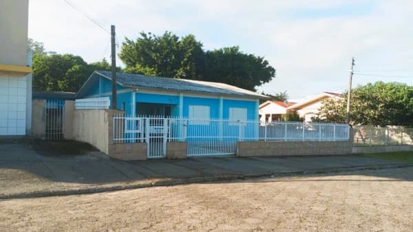 Casa à venda no bairro Urussanguinha em Araranguá/SC