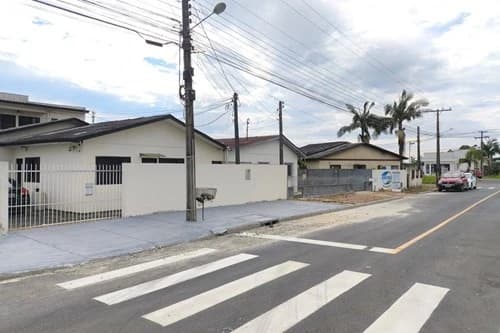 Casa à venda no bairro Jardim das Avenidas em Araranguá/SC