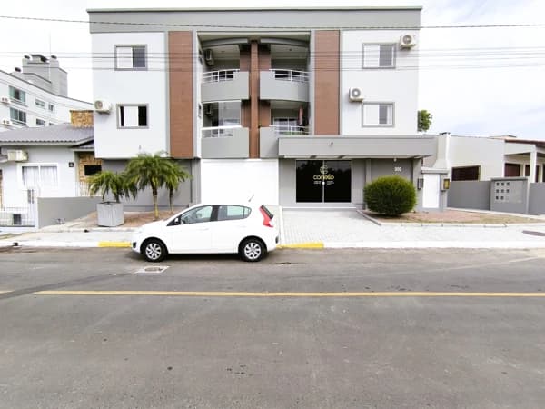 Apartamento à venda no bairro Alto Feliz em Araranguá/SC