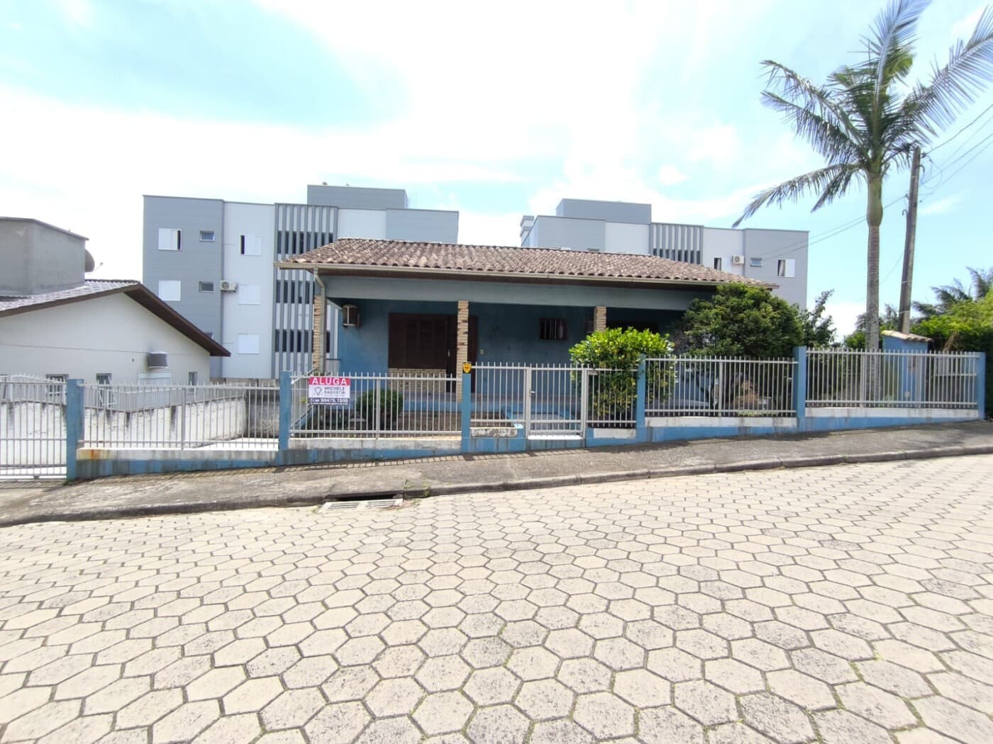 Casa à venda no bairro Coloninha em Araranguá/SC