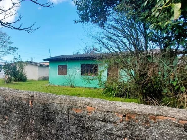 Casa à venda no bairro Urussanguinha em Araranguá/SC
