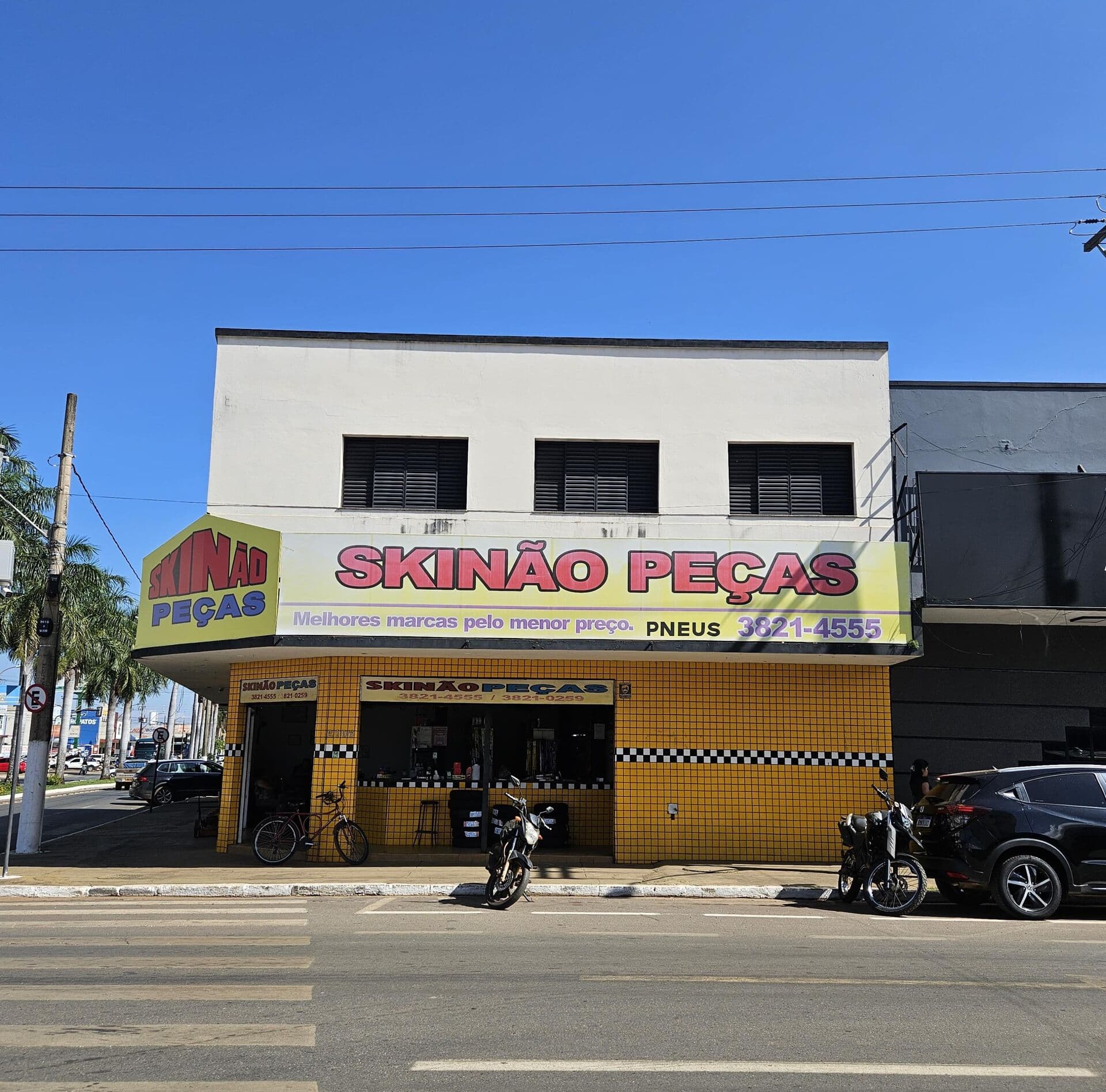 Apartamento para Alugar no Cristo Redentor em Patos de Minas com 3 Quartos sendo um suíte