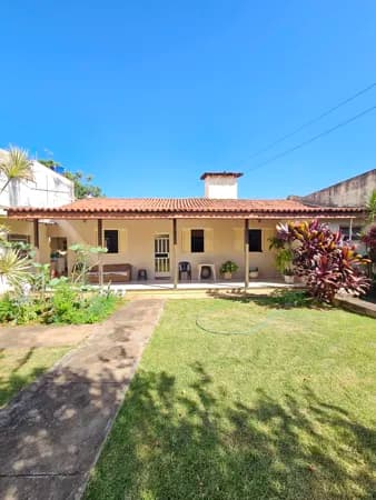 Casa à Venda no Centro de Patos de Minas com 351,58 m² de Terreno e Forte Potencial para Investimento