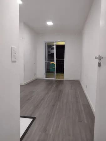 Apartamento em Vila Tolstoi, São Paulo/SP