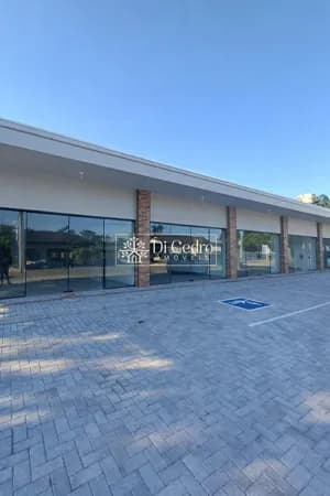 Excelente Sala Comercial no Centro de Timbó