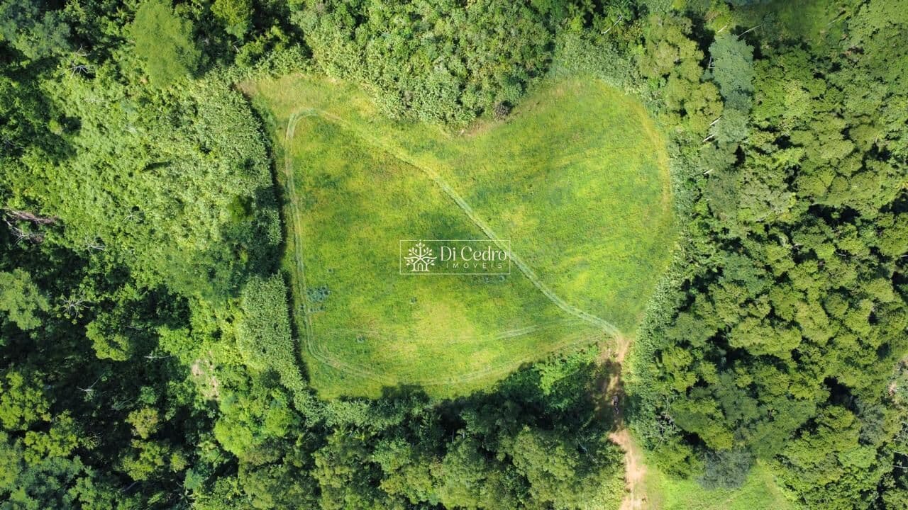 TERRENO COM 63.000m² - UM REFÚGIO ENCANTADOR EM MEIO À NATUREZA!