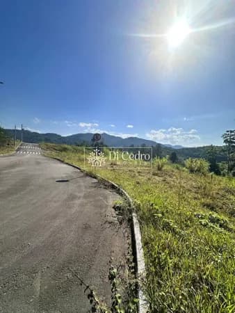 Lote de 450 m2 no loteamento Eco Garden Residence em Pomerode