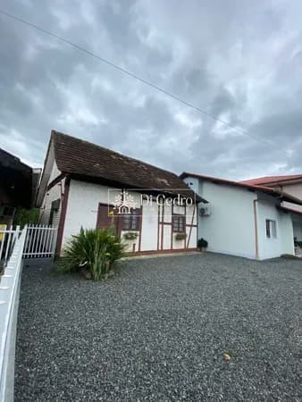 Duas casas no mesmo terreno à venda em Rio dos Cedros
