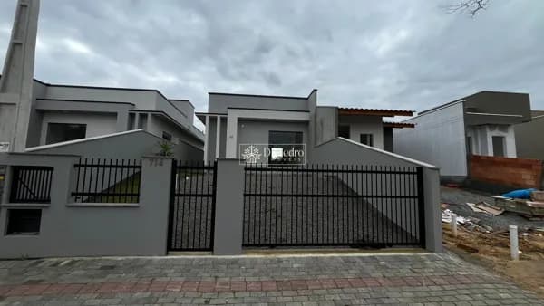 Casa nova a venda em Indaial - oportunidade!