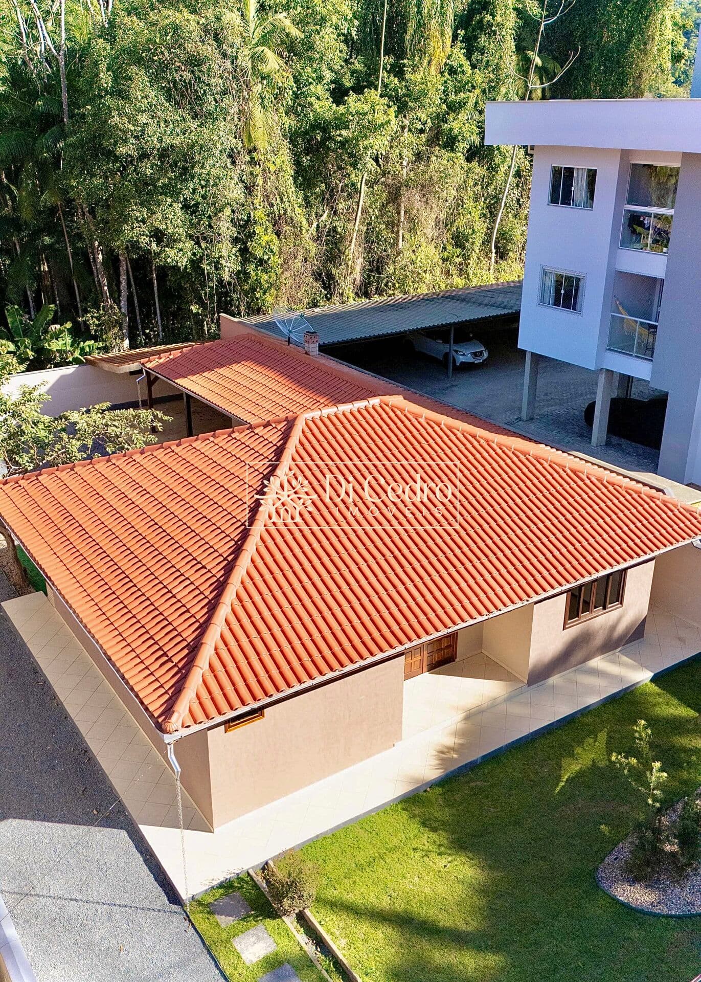 Casa com 3 dormitórios, sendo 1 suite a venda em Pomerode!