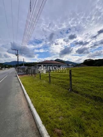 Oportunidade imperdível! Terreno com 600m² em Rio dos Cedros