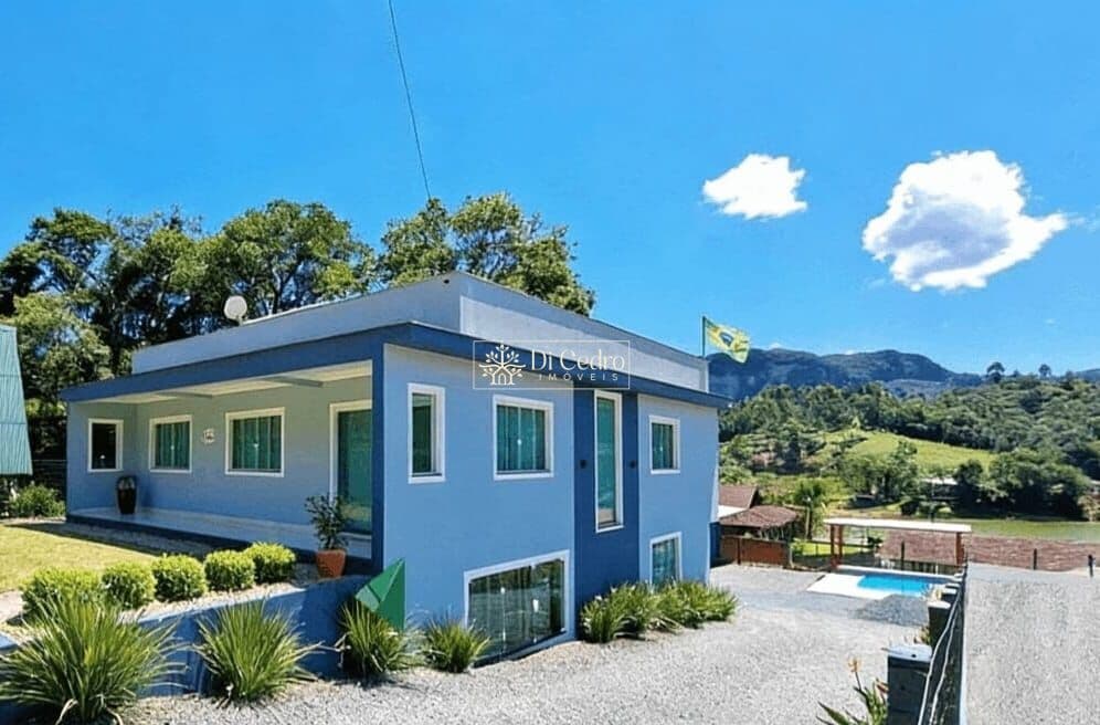 🌿 VIVA OU INVISTA: CASA MOBILIADA COM ÁREA DE LAZER E VISTA DESLUMBRANTE 🌿
