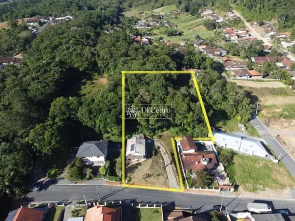 Casa com terreno de 4.100 metros quadrados a venda em Pomerode