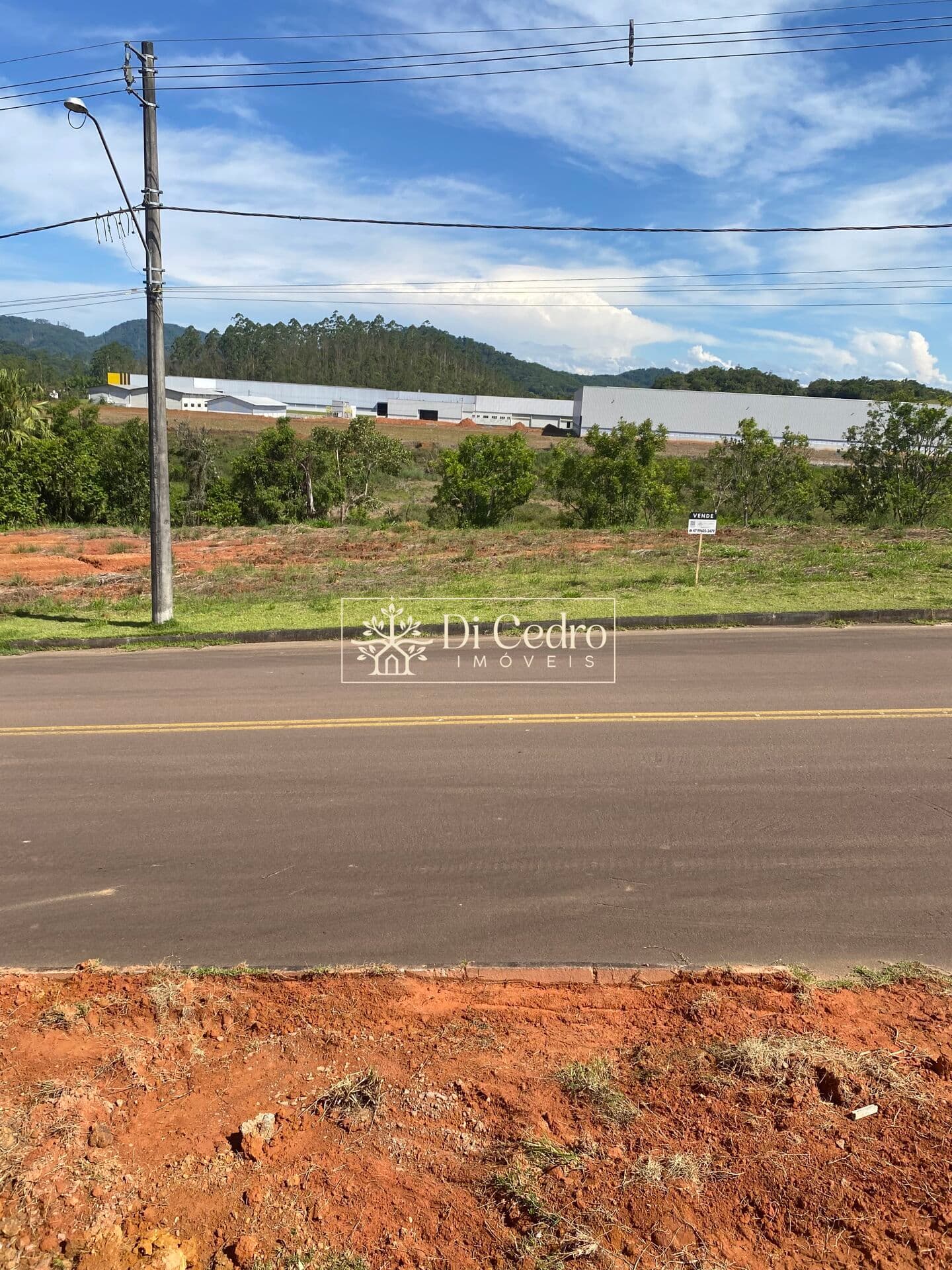 Terreno com 450 m² em Rio dos Cedros