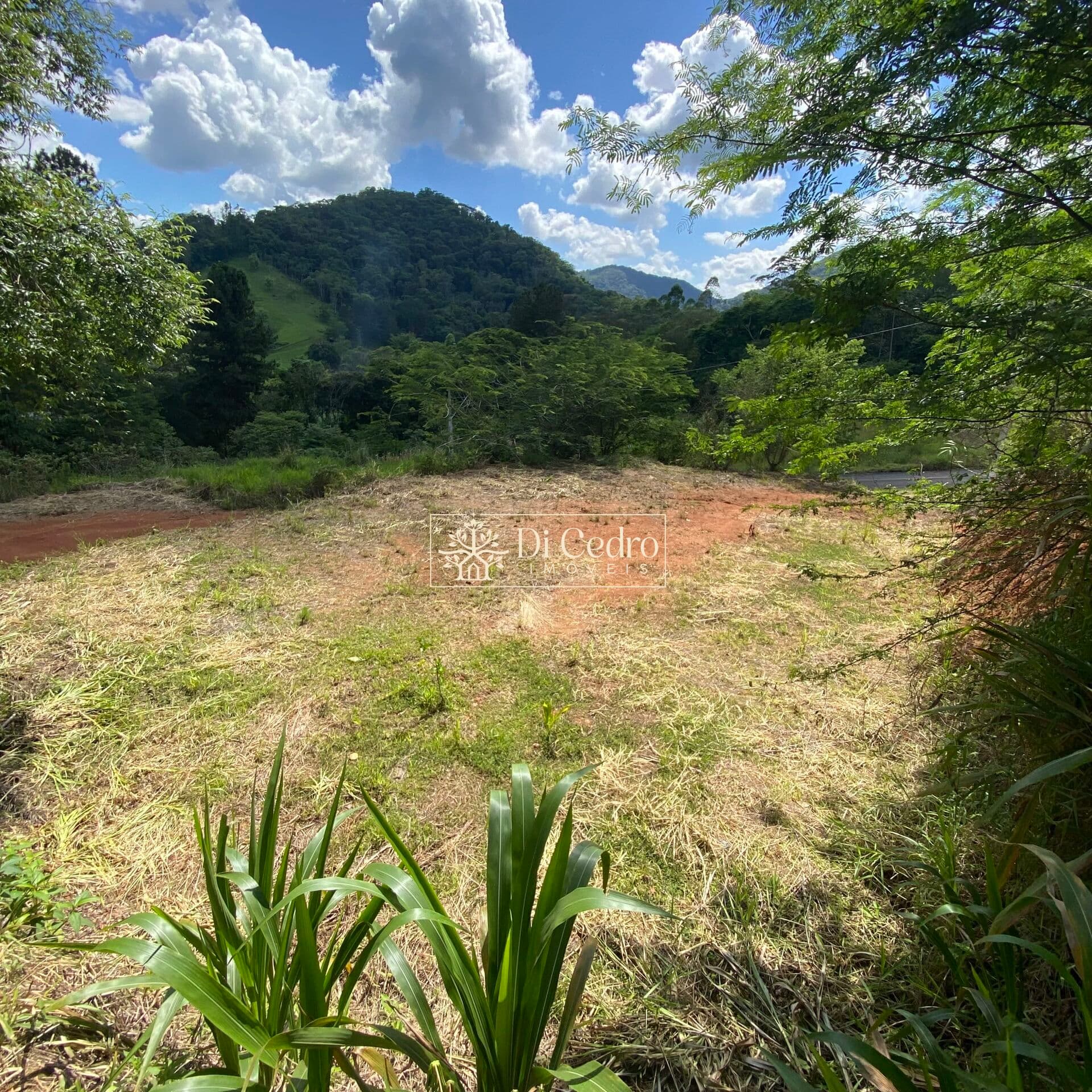Terreno de 450 m2 no Eco Garden Residence