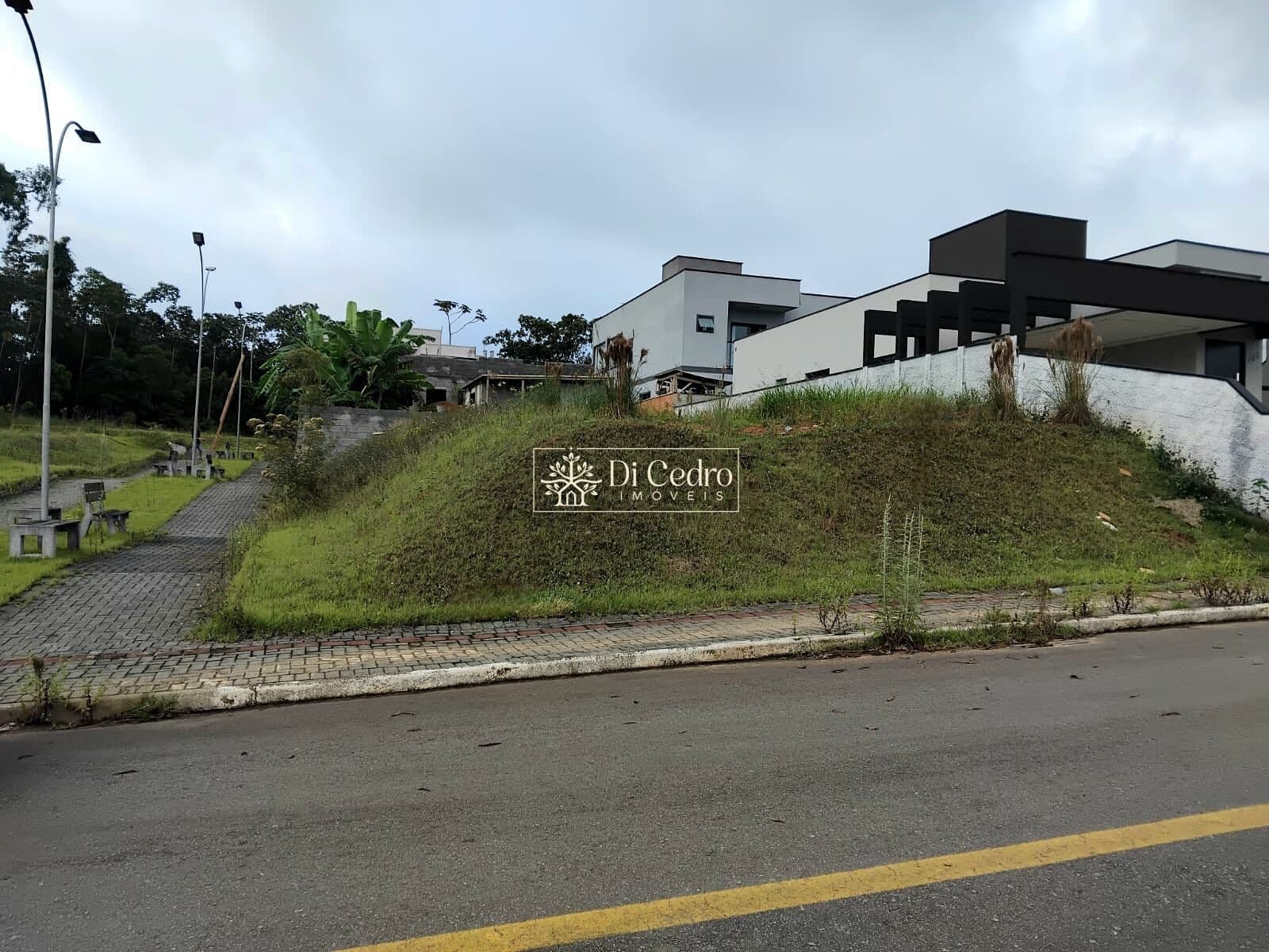 🌿 Seu novo começo começa aqui – terreno em Timbó!