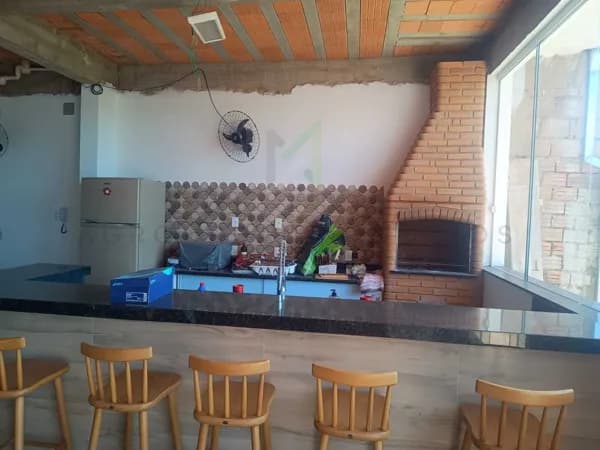Casa em Botucatu - Jardim Cambuí