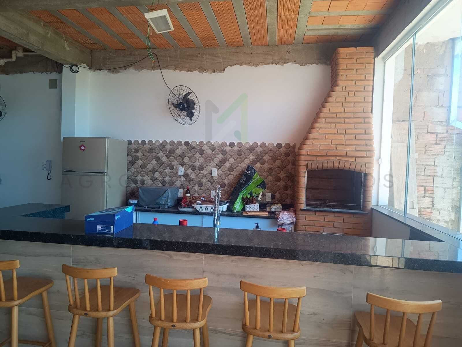 Casa em Botucatu - Jardim Cambuí