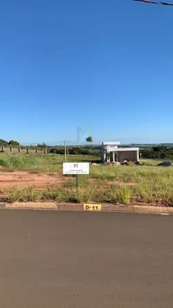 Lote/Terreno em Botucatu - Royal Garden Botucatu
