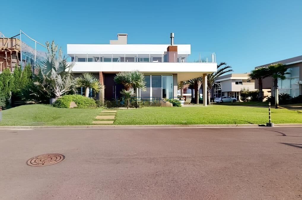 Casa em condomínio á venda - Xangri-Lá/RS
