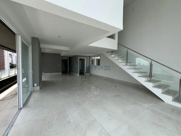 Apartamento Duplex 3 suítes