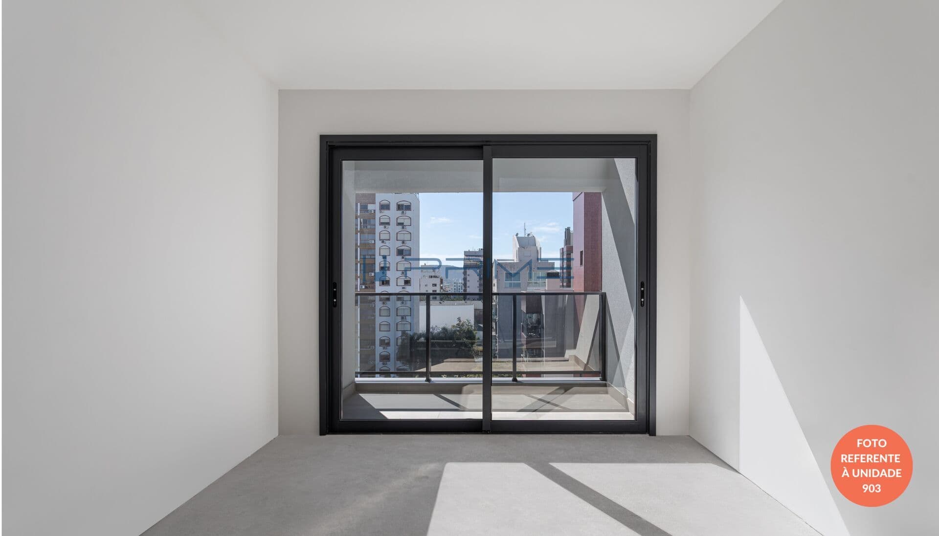 Apartamento 2 Dormitórios com Suíte e 2 Vagas no Petrópolis em Porto Alegre