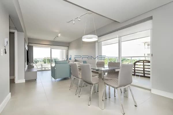 Apartamento | 140m² | 3 dormitórios