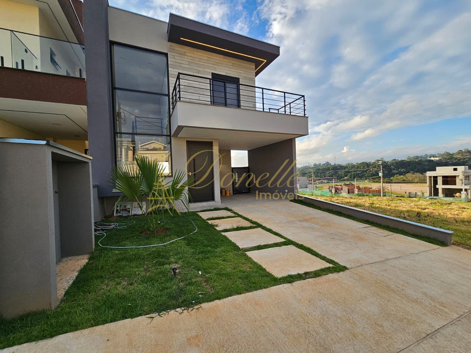 🏡 Sobrado à venda no Paradise Gardens – Mogi das Cruzes