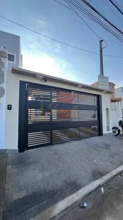 Casa em Mogi das Cruzes - Vila Suissa