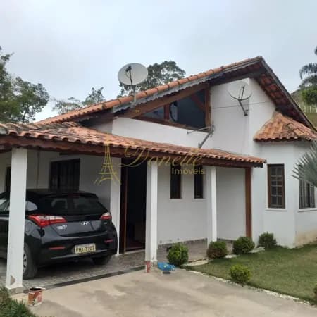 Casa à Venda – Bairro do Grama | Salesópolis