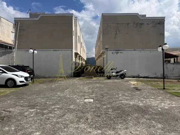 Sobrado à venda na Vila São Paulo (Botujuru) – Mogi das Cruzes