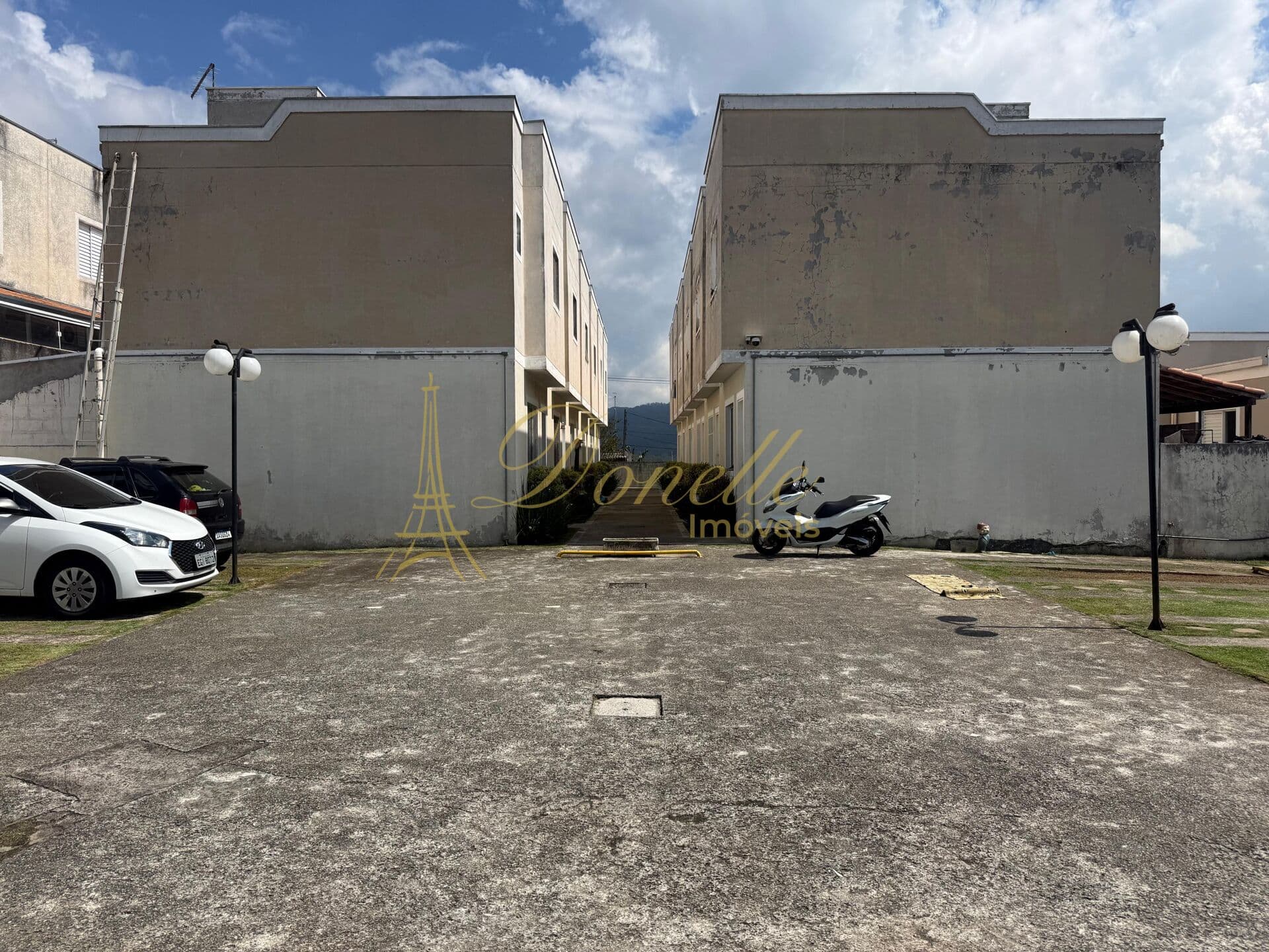 Sobrado à venda na Vila São Paulo (Botujuru) – Mogi das Cruzes