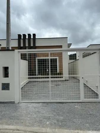 Casa à venda no bairro Botujuru em Mogi das Cruzes/SP