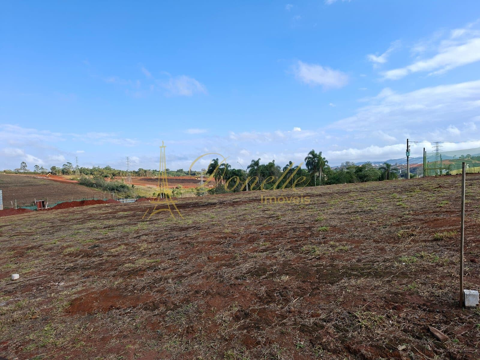 🌿 Lote Plano 240m² à Venda – Paradise Gardens – Mogi das Cruzes
