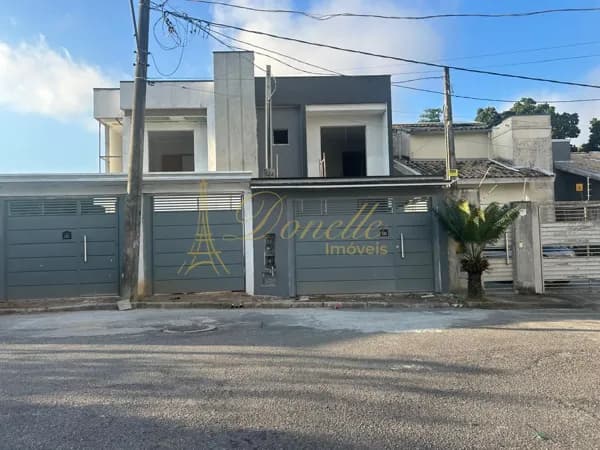 SOBRADOS À VENDA EM MOGI DAS CRUZES Residencial Algarve