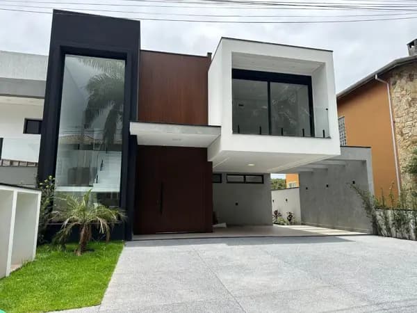 Casa à venda no bairro Parque Residencial Itapeti em Mogi das Cruzes/SP