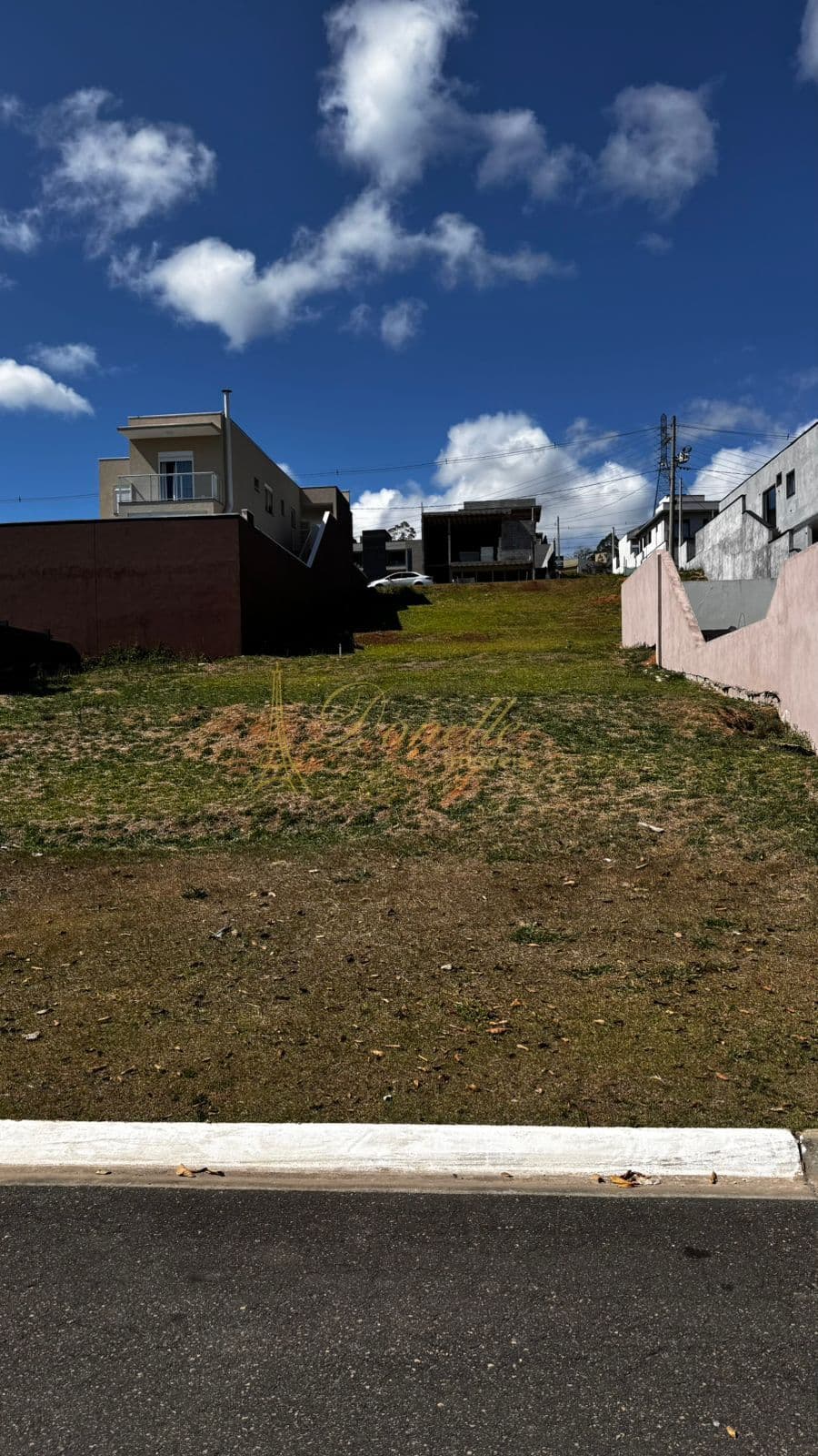 Terreno à venda – Condomínio Veneza | Mogi das Cruzes
